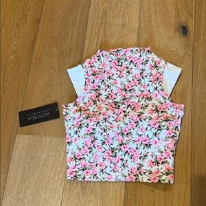 NWT Astoria LUXE BALANCE Mockneck Sports Crop in Fleur - XS